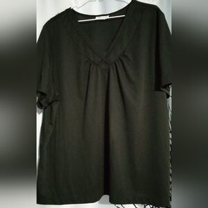 🌠 #44 Black Relaxed Pleat Front Short Sleeve Blouse